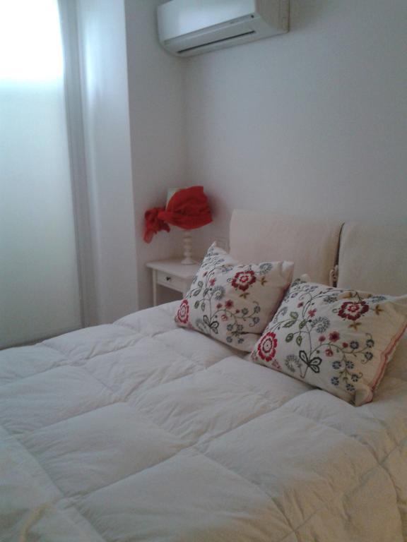 Appartamento In Villa Pesaro Room photo